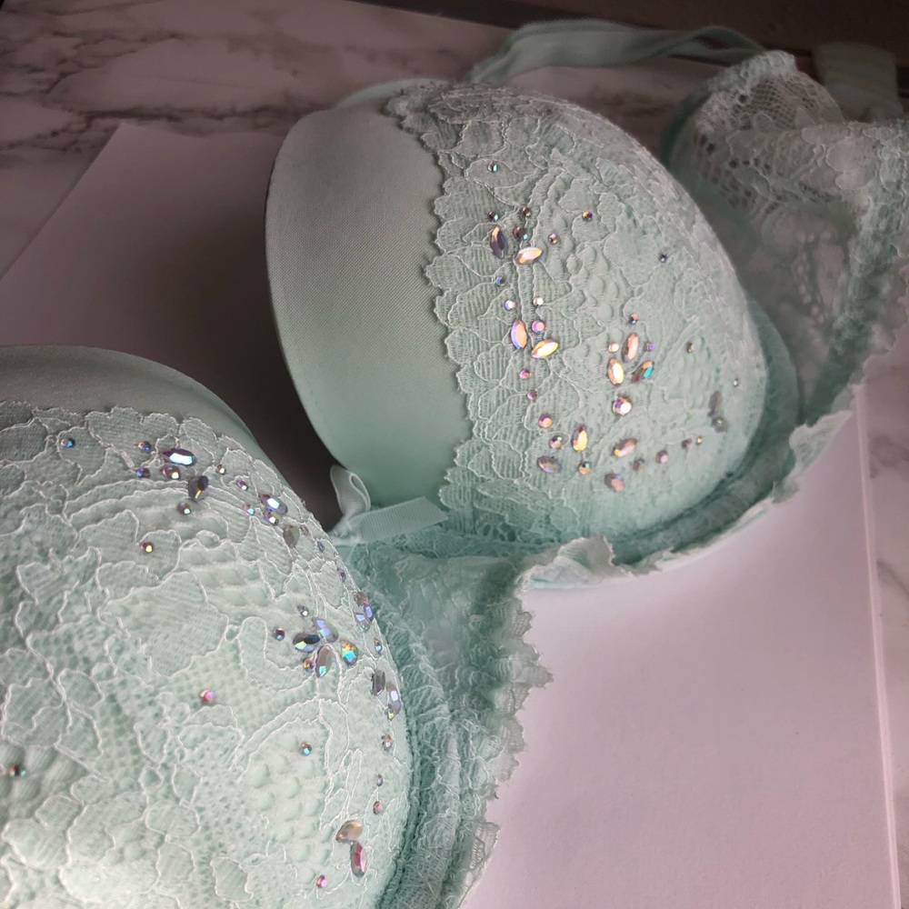 Victoria Secret Bra